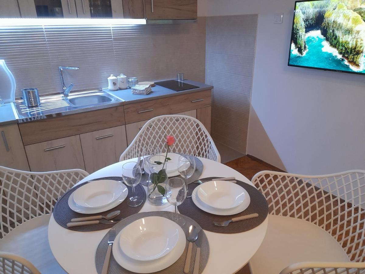 Apartman Stevan 피로트 외부 사진
